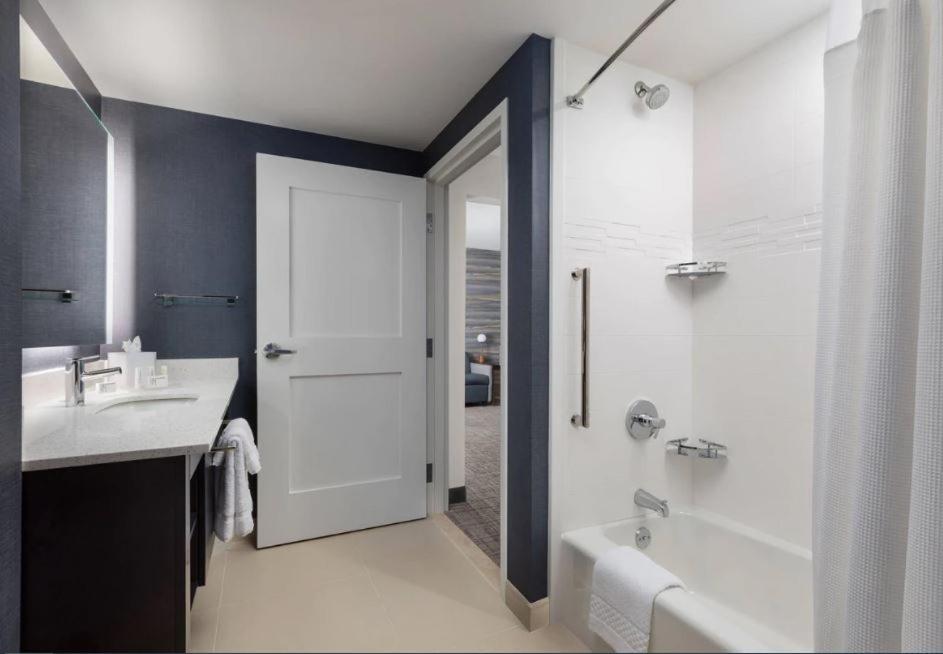 Residence Inn By Marriott New Haven هامدين المظهر الخارجي الصورة